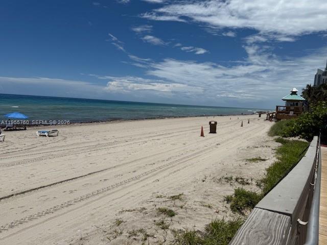 The Aventura Beach Club - Residential
