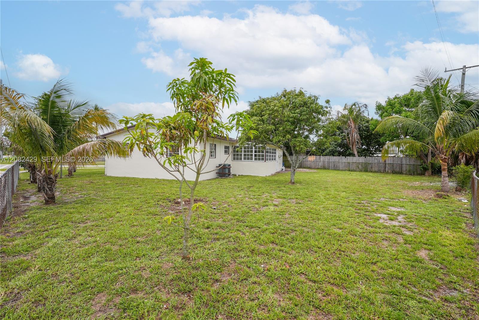 BERKELEY MANOR SEC 1 - Residential
