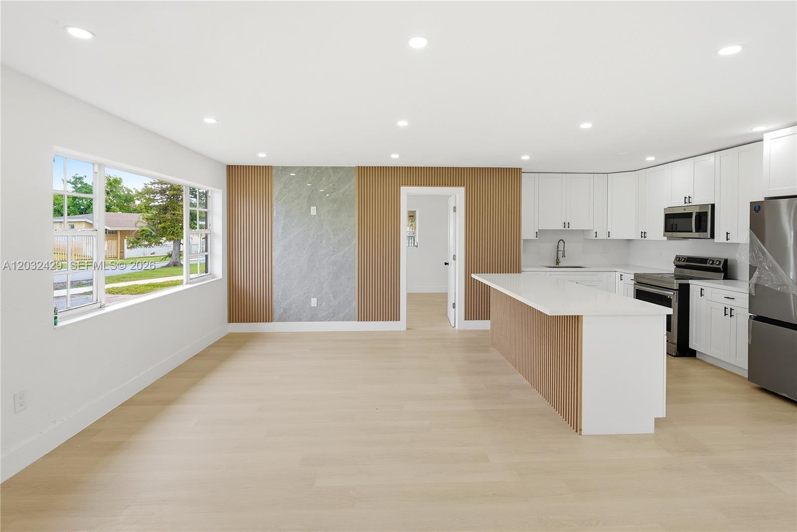 BERKELEY MANOR SEC 1 - Residential