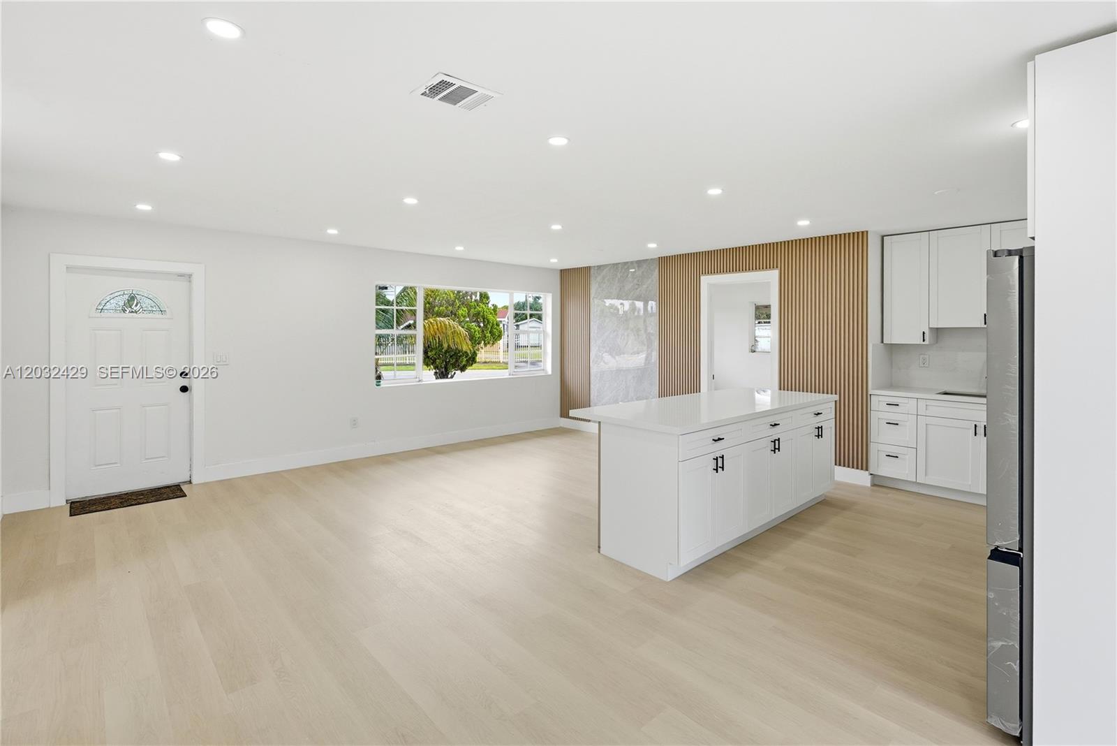BERKELEY MANOR SEC 1 - Residential