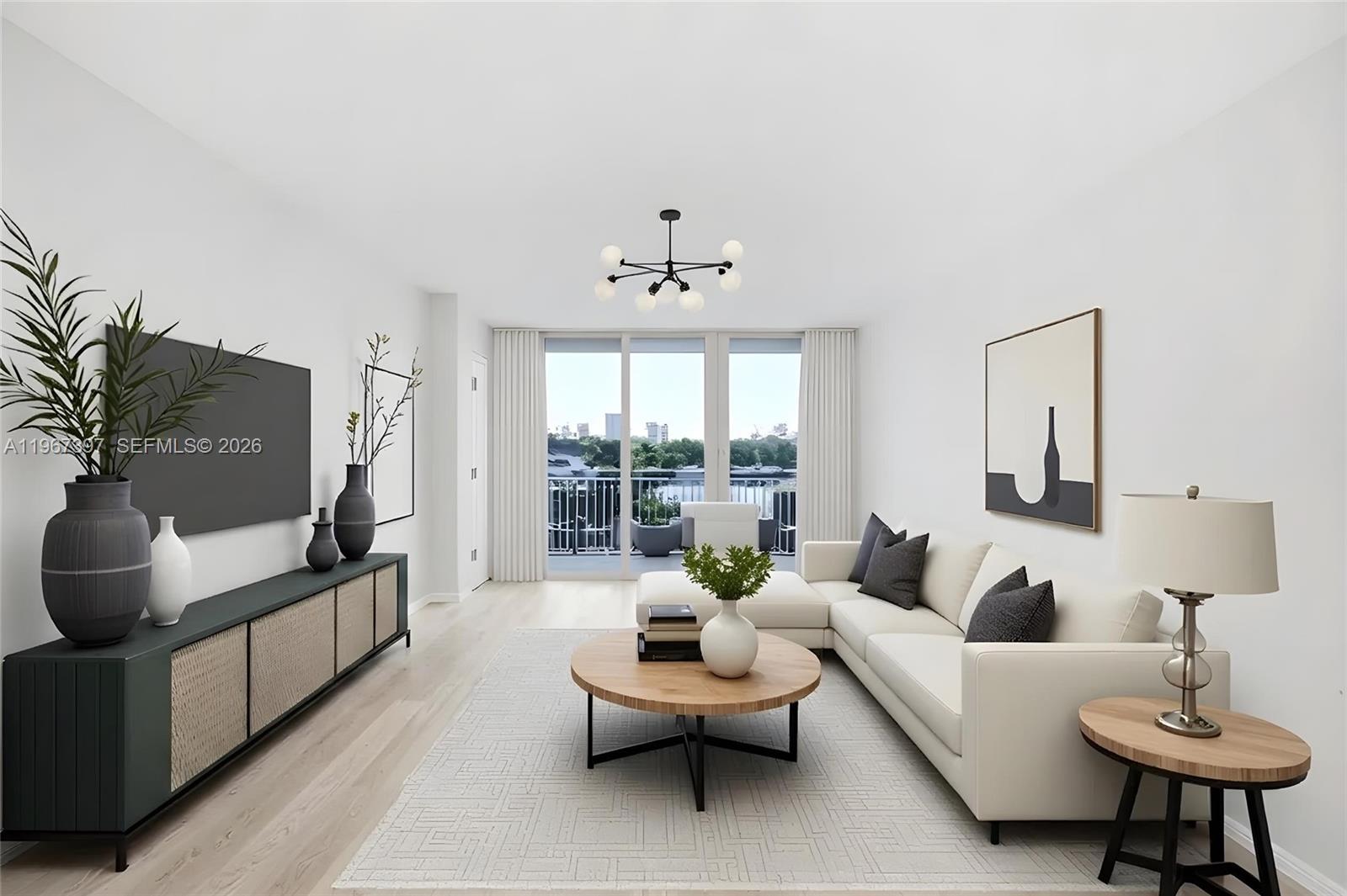 VENICE ISLE TOWER CONDO - Residential