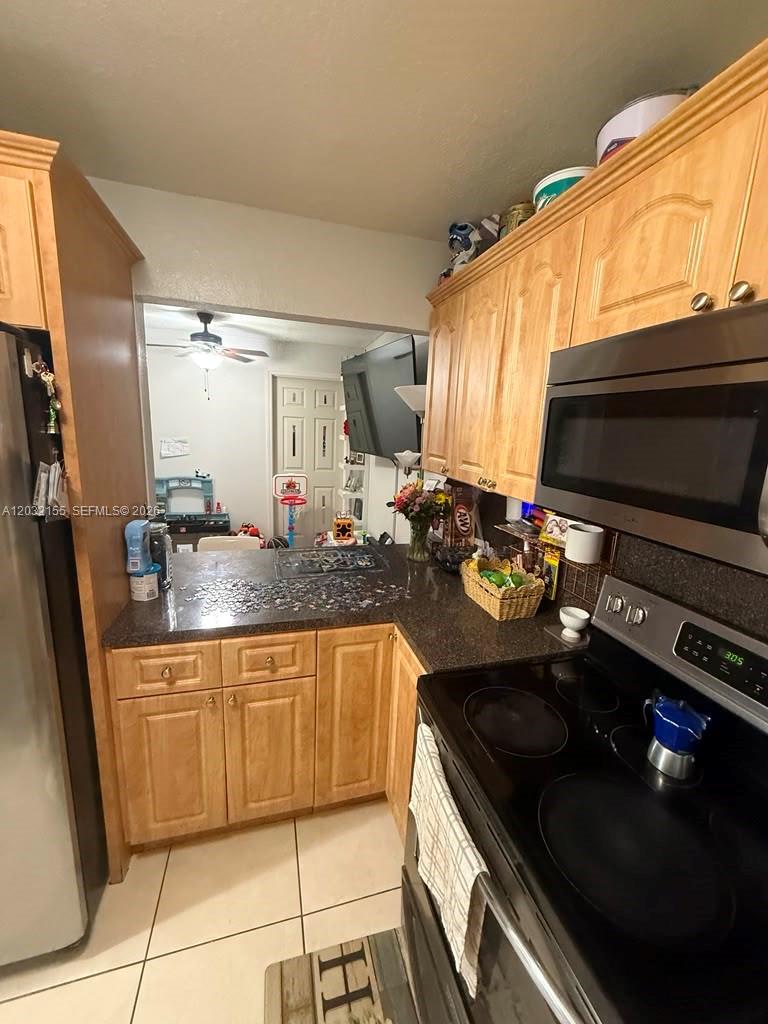 SEGOVIA VILLAS CONDO - Residential