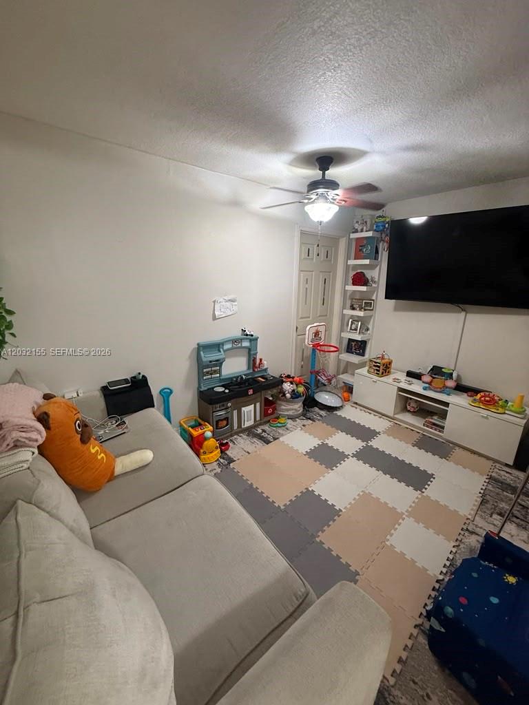 SEGOVIA VILLAS CONDO - Residential