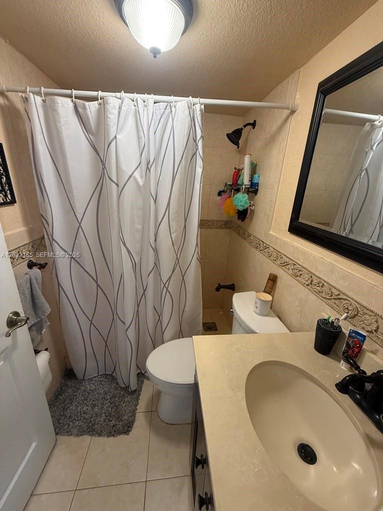 SEGOVIA VILLAS CONDO - Residential