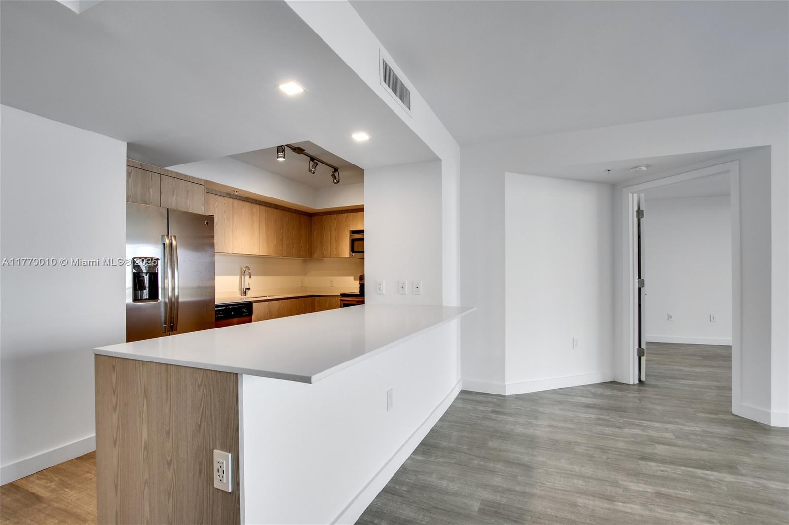 Flamingo Point - Residential Lease