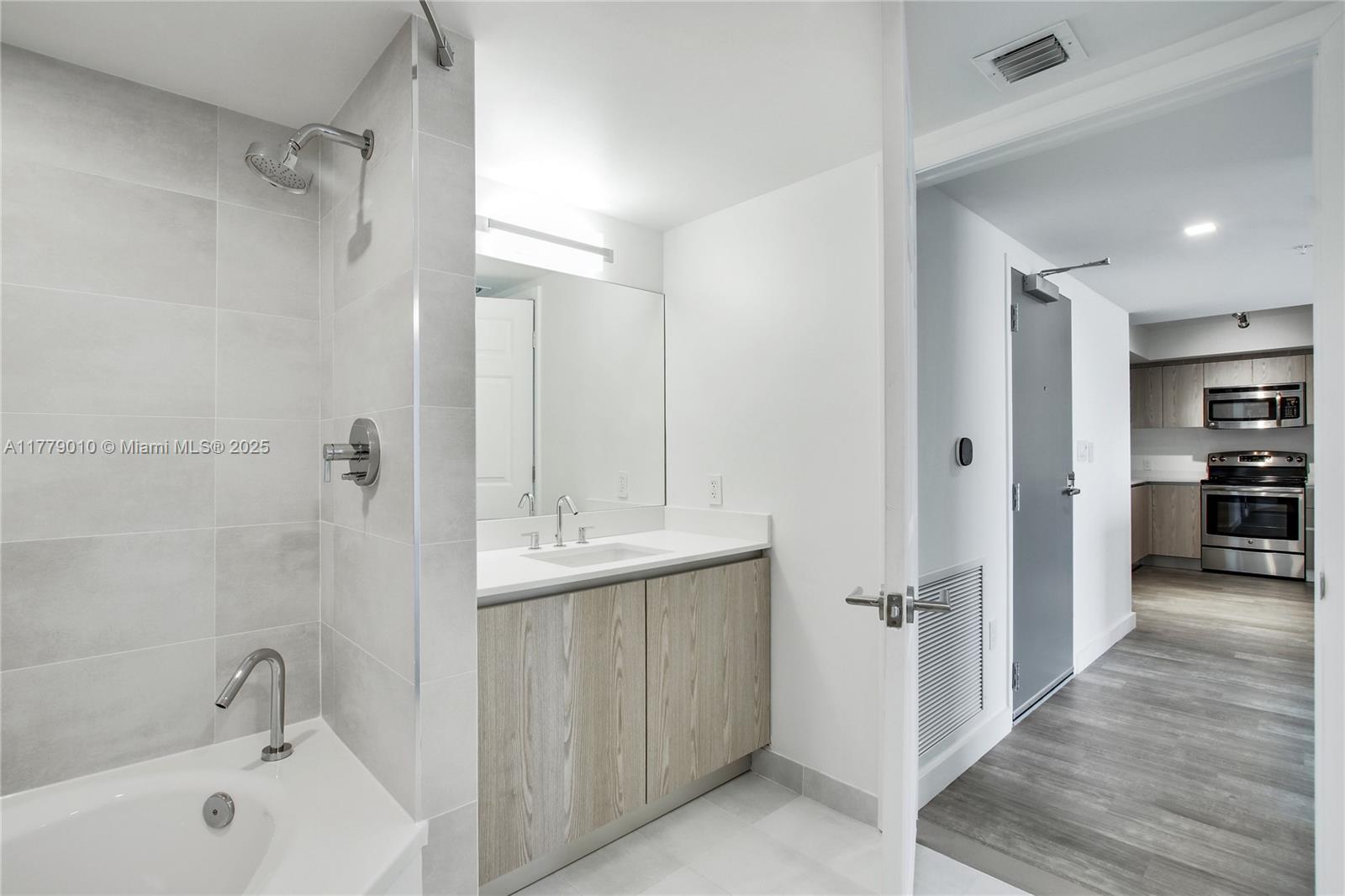 Flamingo Point - Residential Lease