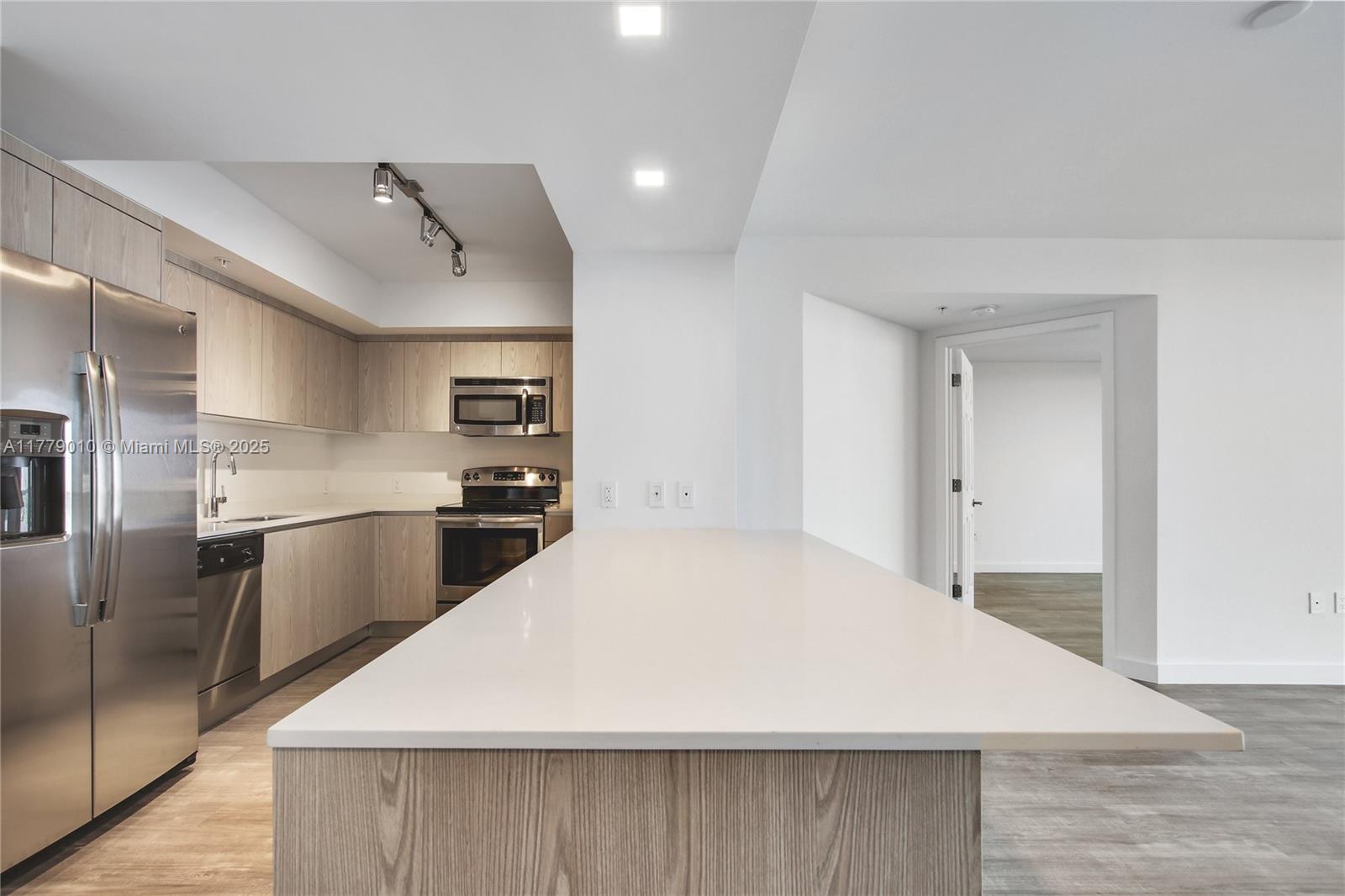 Flamingo Point - Residential Lease
