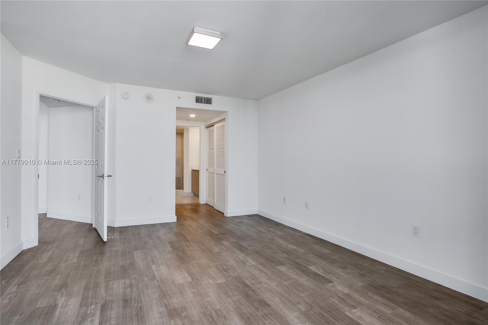 Flamingo Point - Residential Lease
