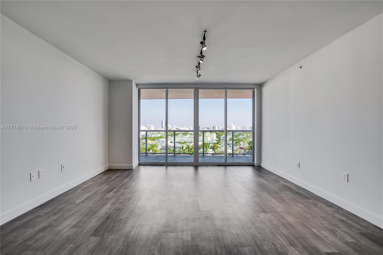 Flamingo Point - Residential Lease