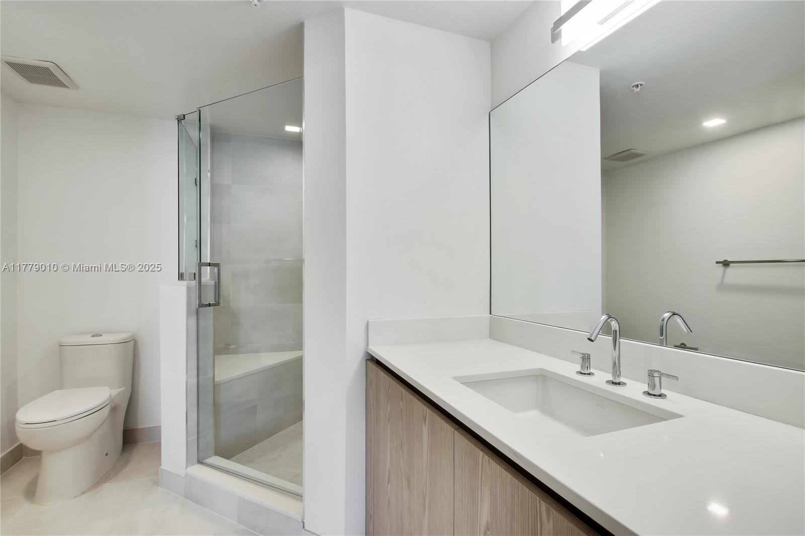 Flamingo Point - Residential Lease