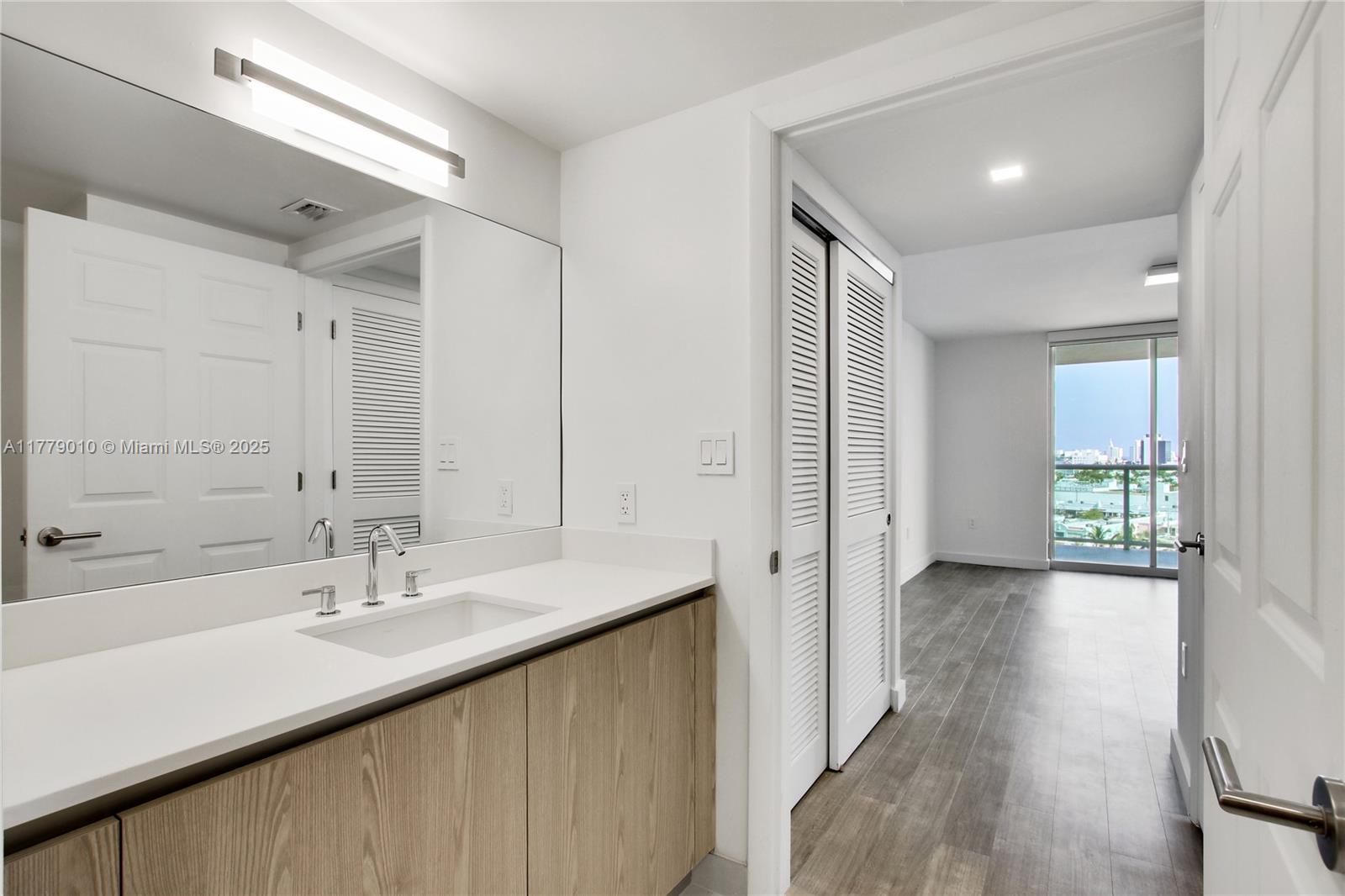 Flamingo Point - Residential Lease
