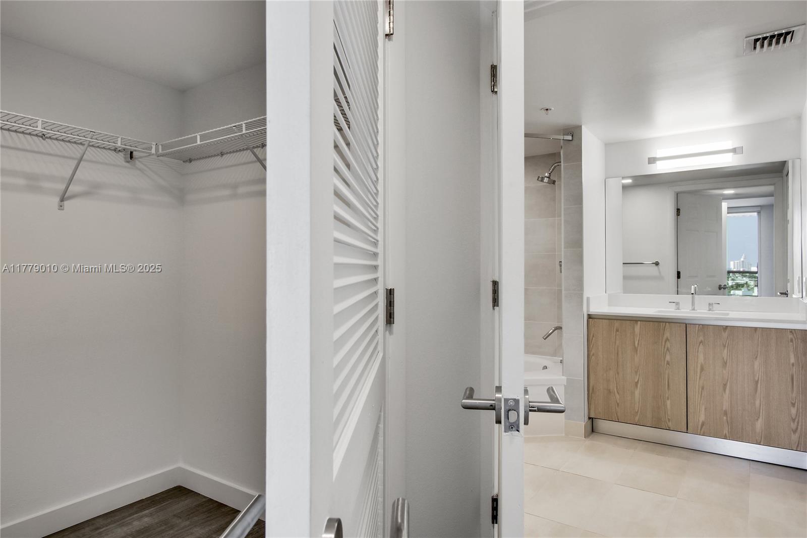 Flamingo Point - Residential Lease