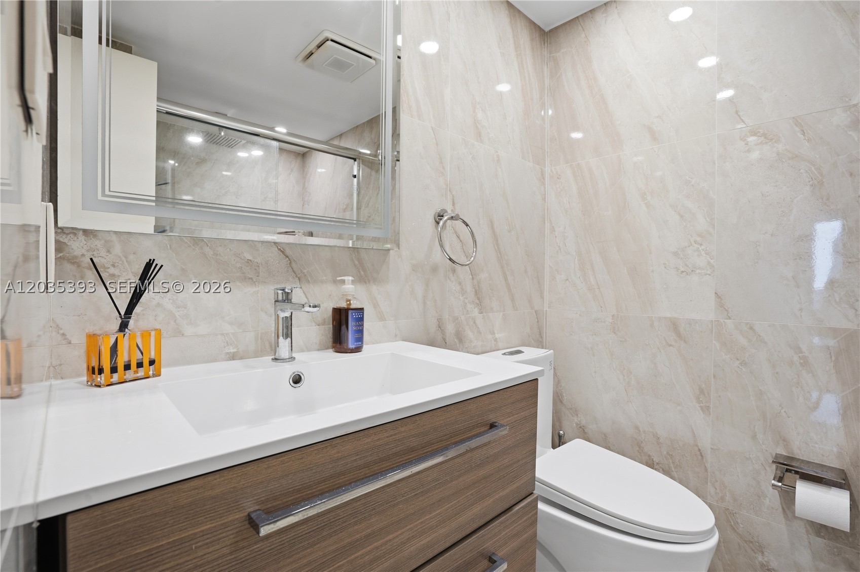WATERVIEW CONDO - Residential