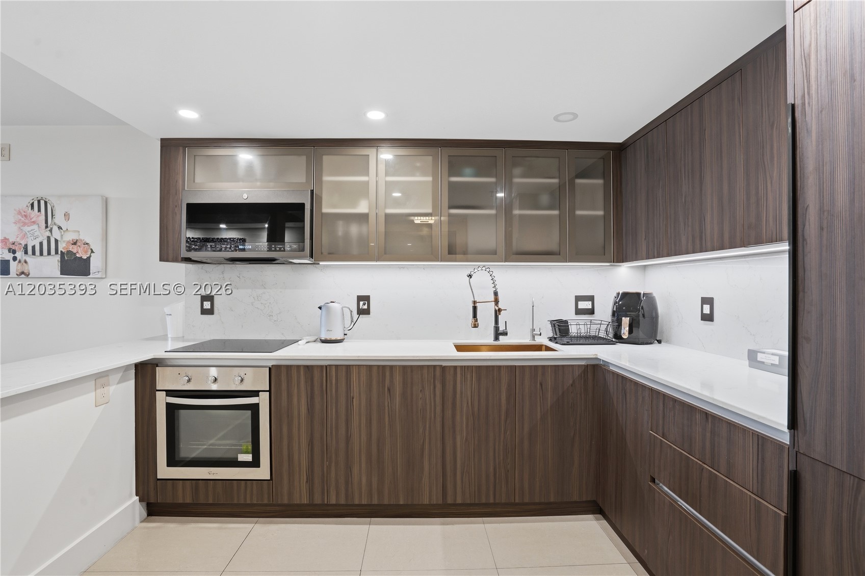 WATERVIEW CONDO - Residential