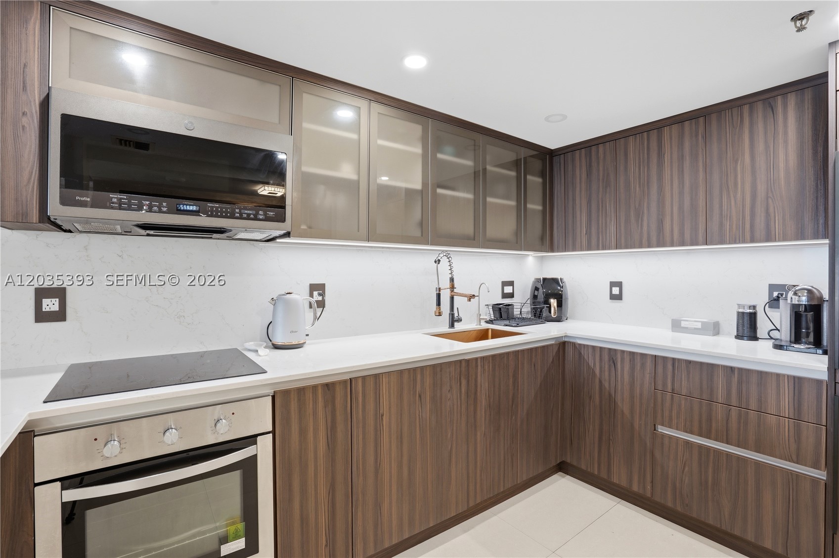 WATERVIEW CONDO - Residential