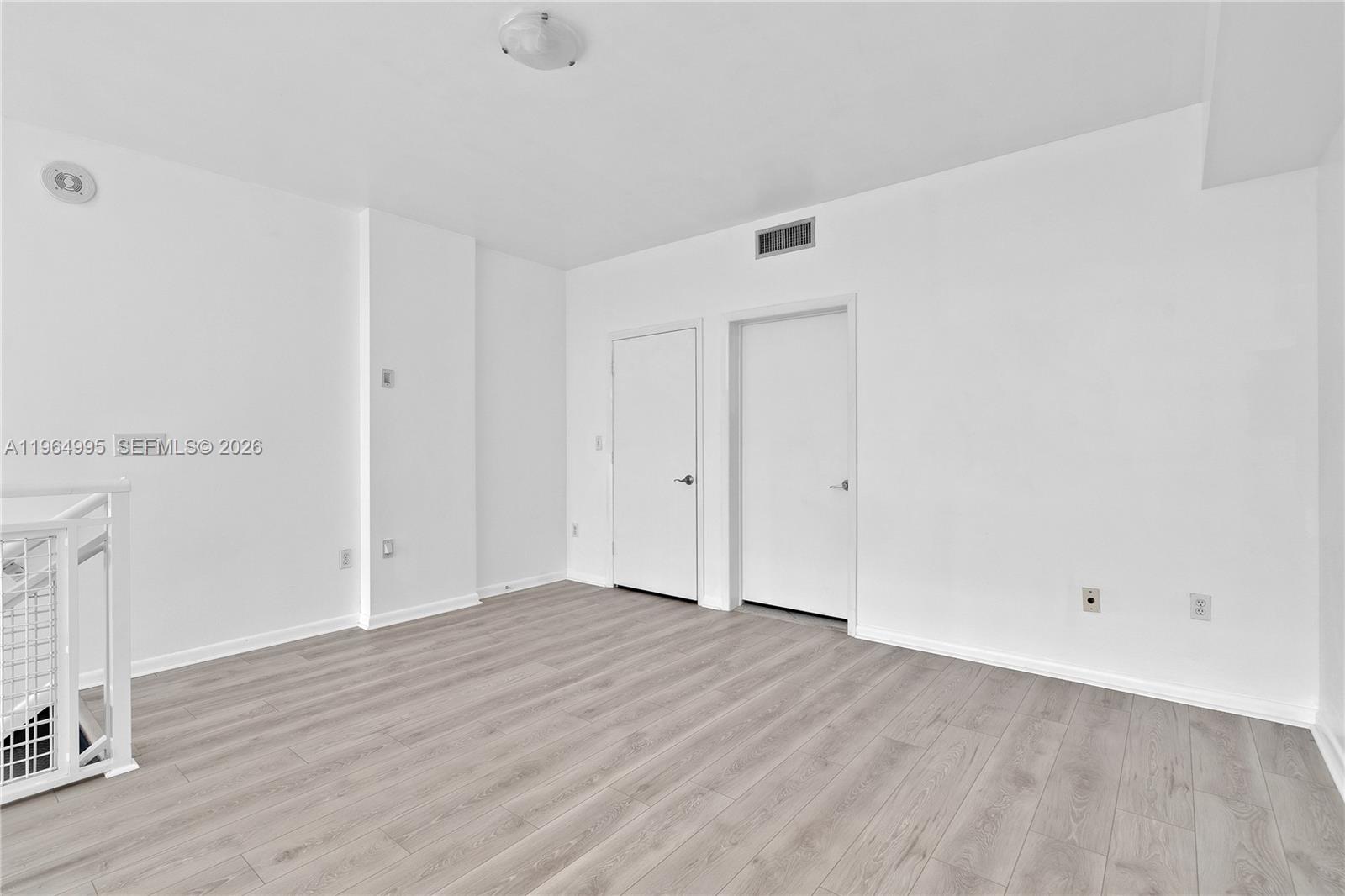VIZCAYNE NORTH CONDO - Residential Lease