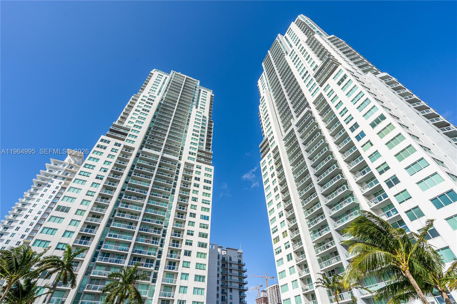 VIZCAYNE NORTH CONDO - Residential Lease