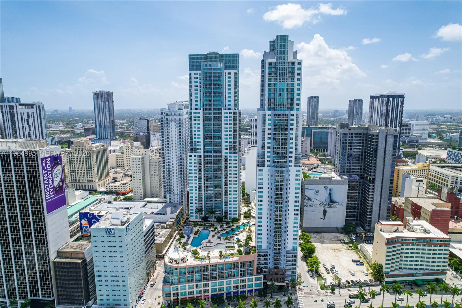 VIZCAYNE NORTH CONDO - Residential Lease
