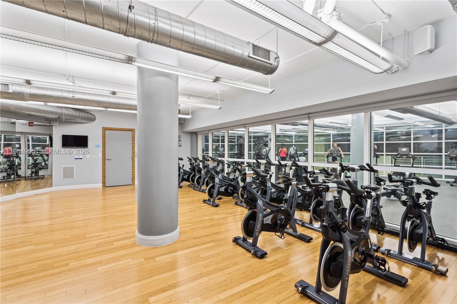 VIZCAYNE NORTH CONDO - Residential Lease