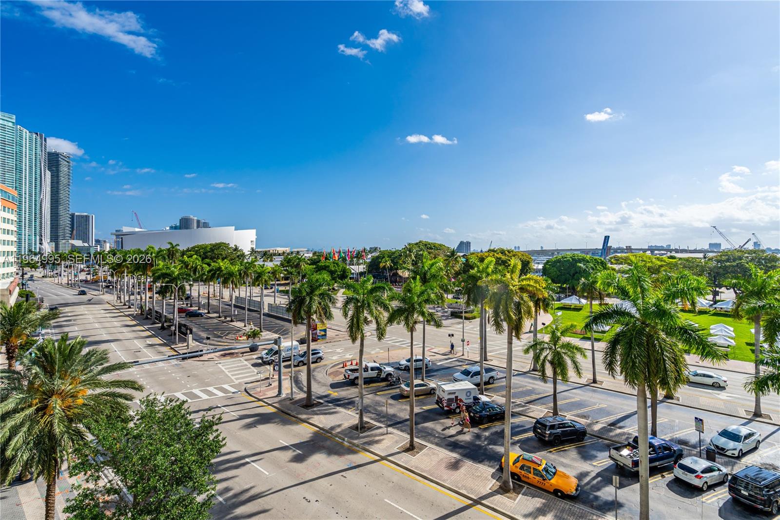 VIZCAYNE NORTH CONDO - Residential Lease
