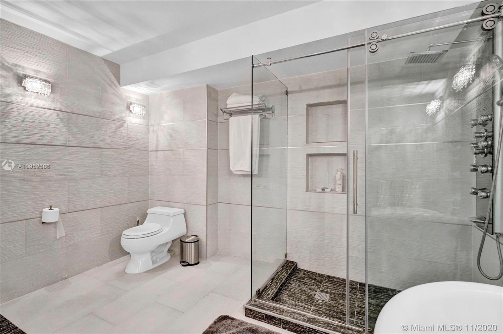 MALAGA TOWERS CONDO - Residential Lease