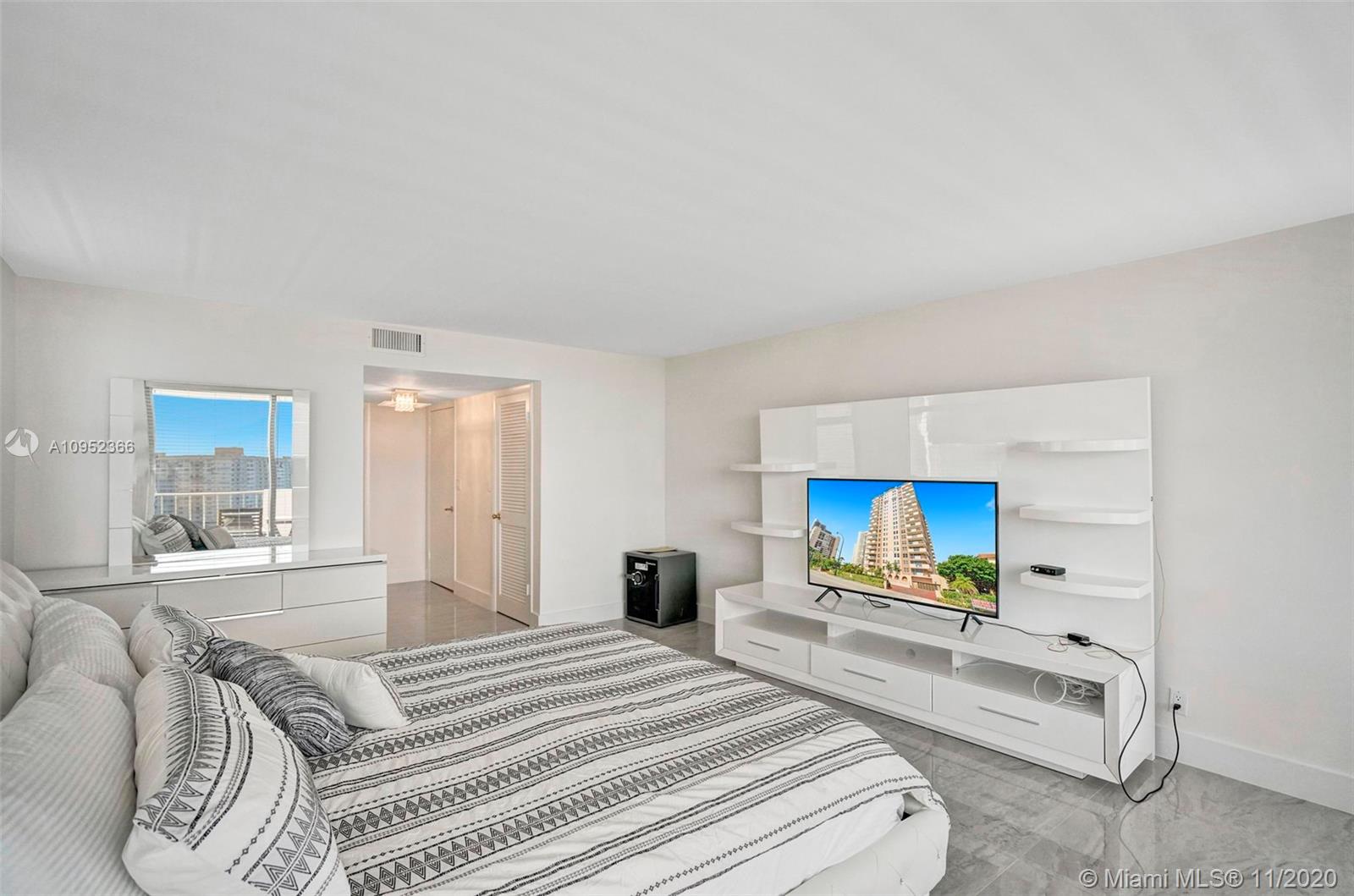 MALAGA TOWERS CONDO - Residential Lease