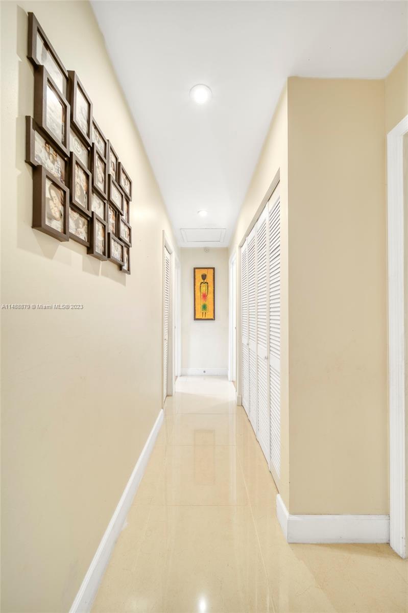 CALUSA CLUB ESTATES 5TH A - Residential