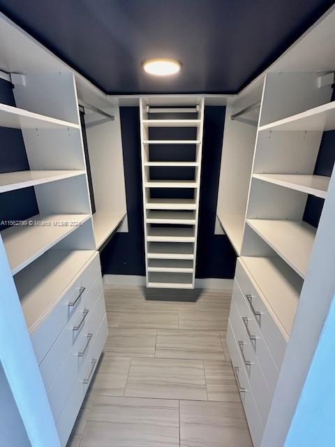 AQUASOL CONDO - Residential Lease