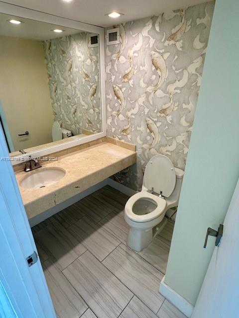 AQUASOL CONDO - Residential Lease
