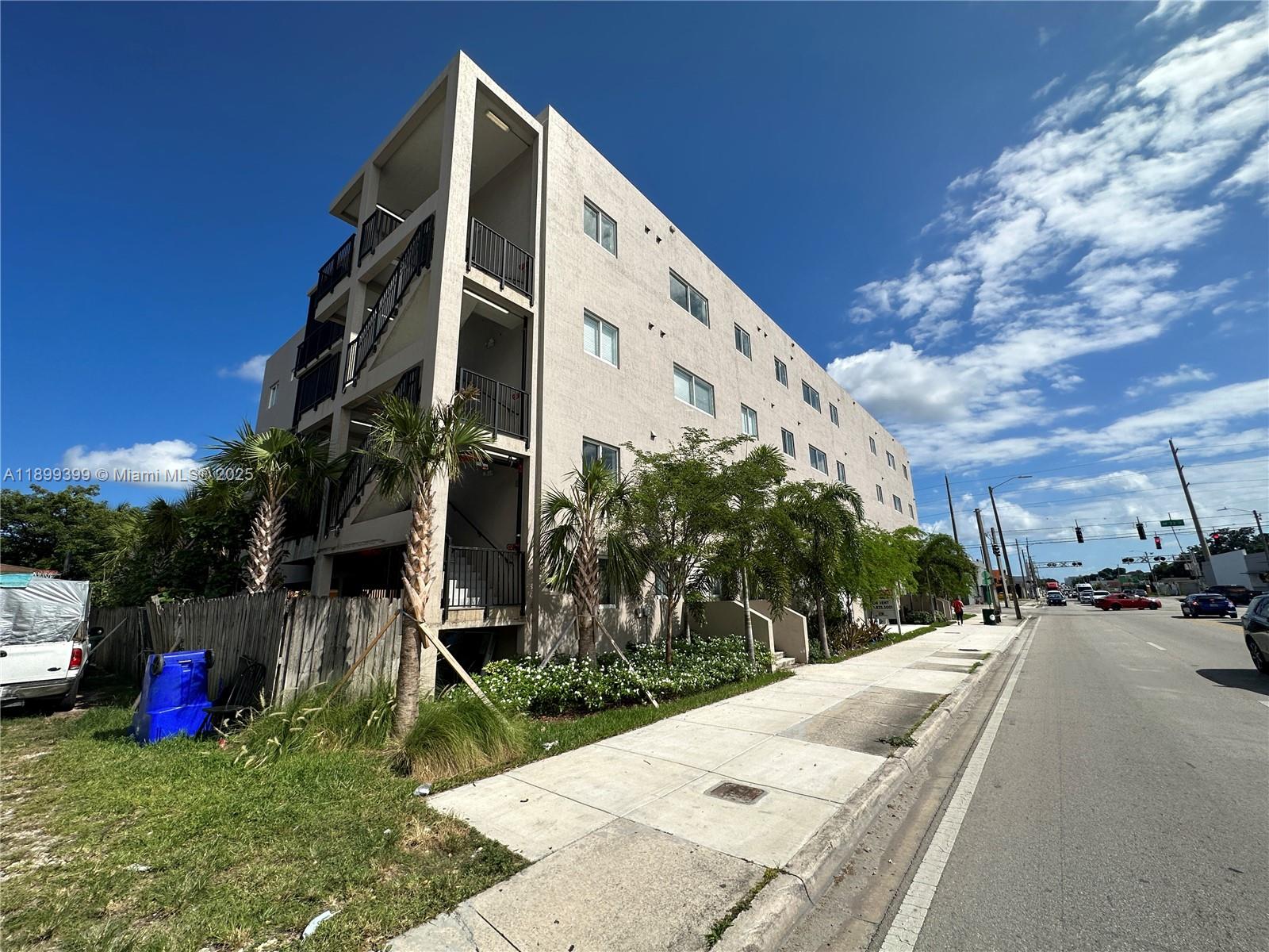 ALLAPATTAH HGLDS ADDN REV - Residential Lease