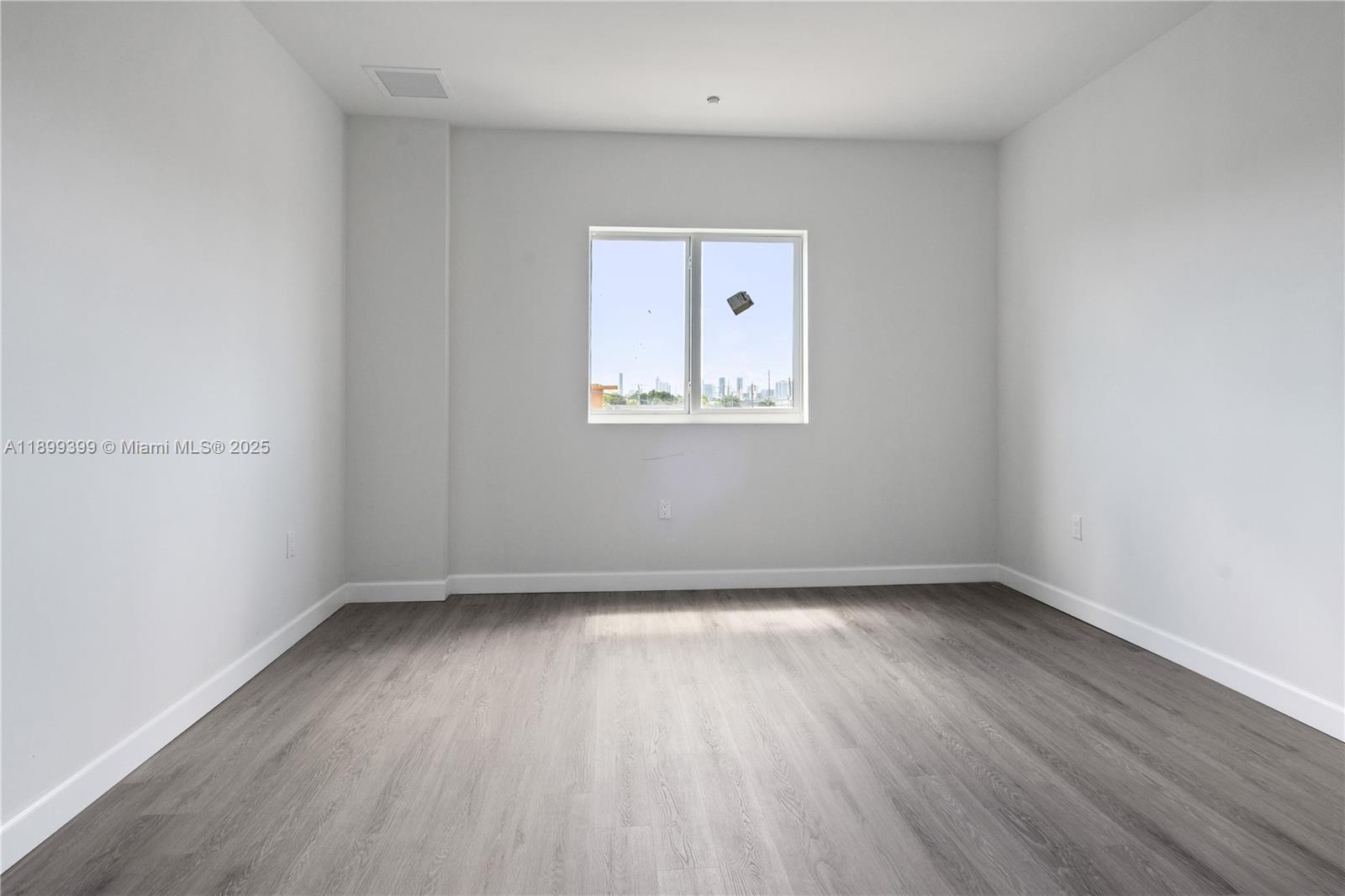 ALLAPATTAH HGLDS ADDN REV - Residential Lease