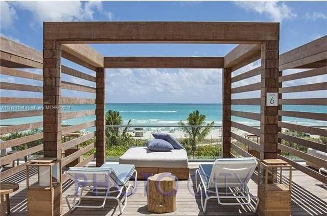 RONEY PALACE - Residential Lease