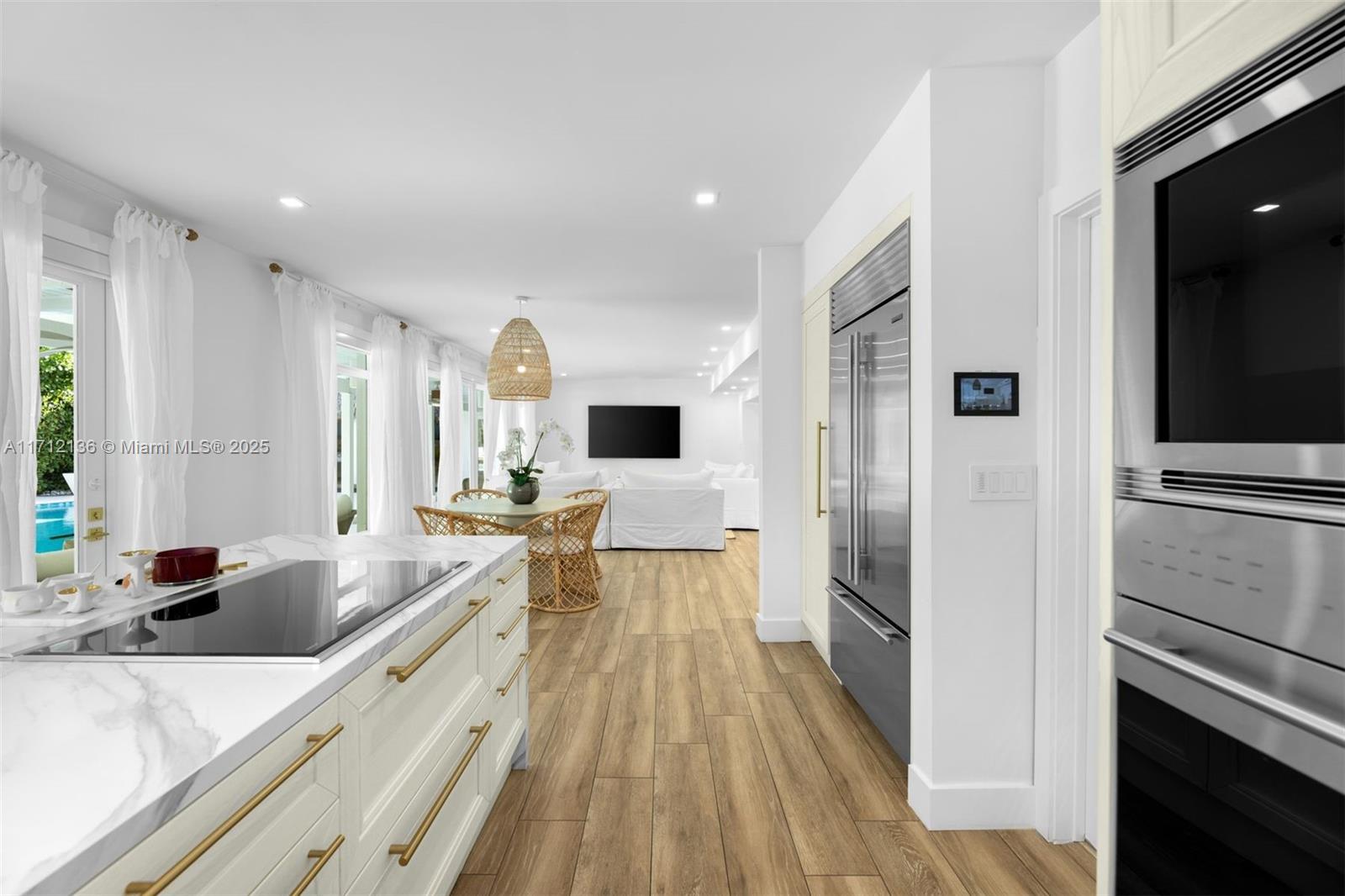 HOLIDAY COLONY - Residential