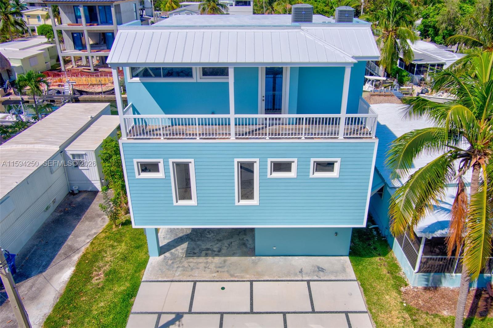 HARBORAGE, THE - Residential