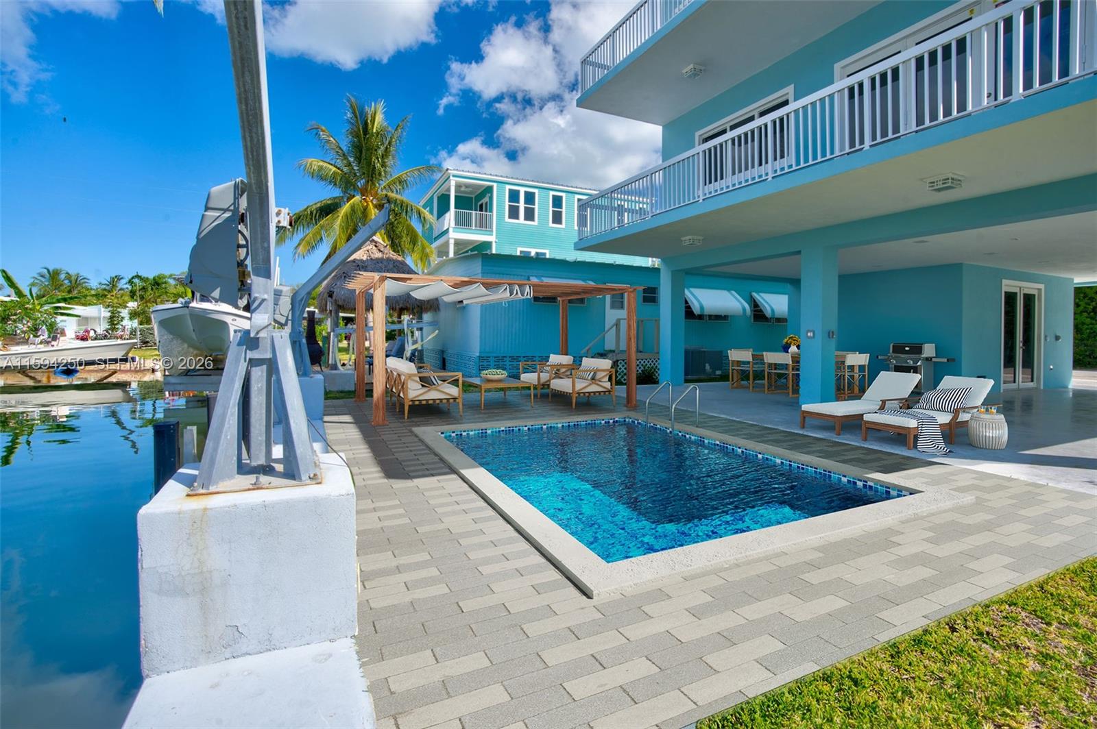 HARBORAGE, THE - Residential
