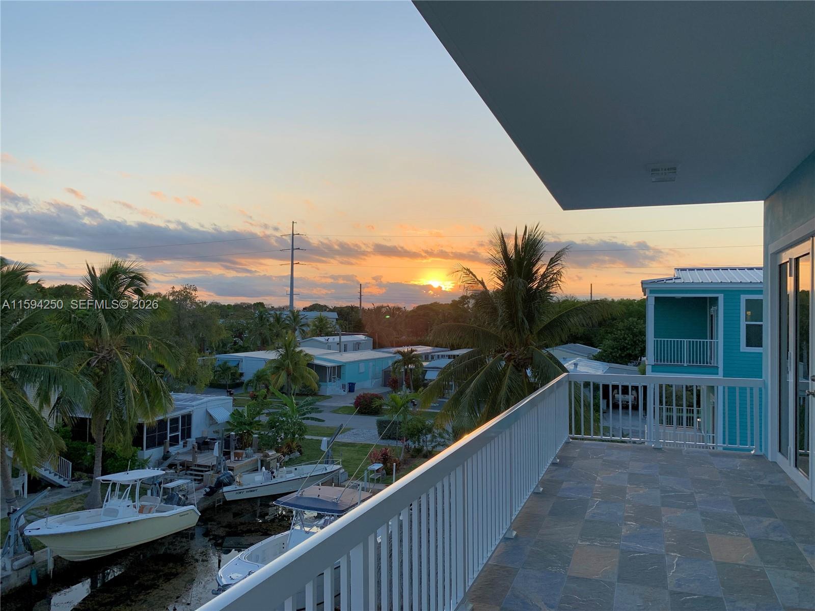 HARBORAGE, THE - Residential