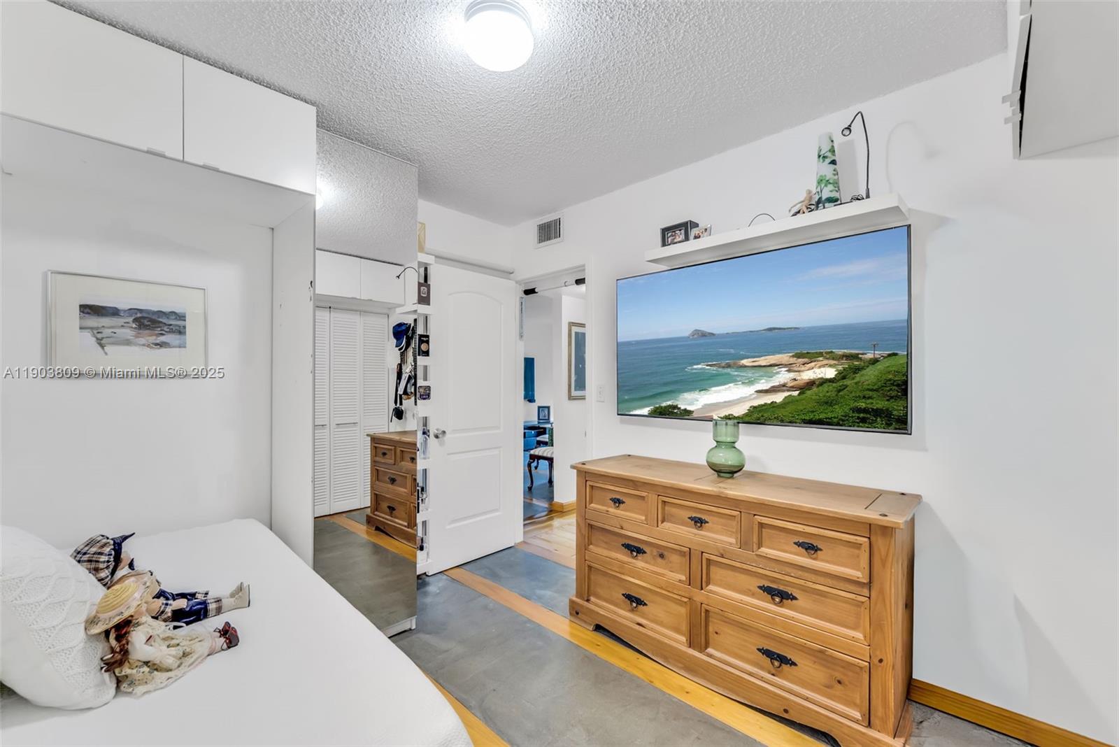 CORDOBA CONDO - Residential