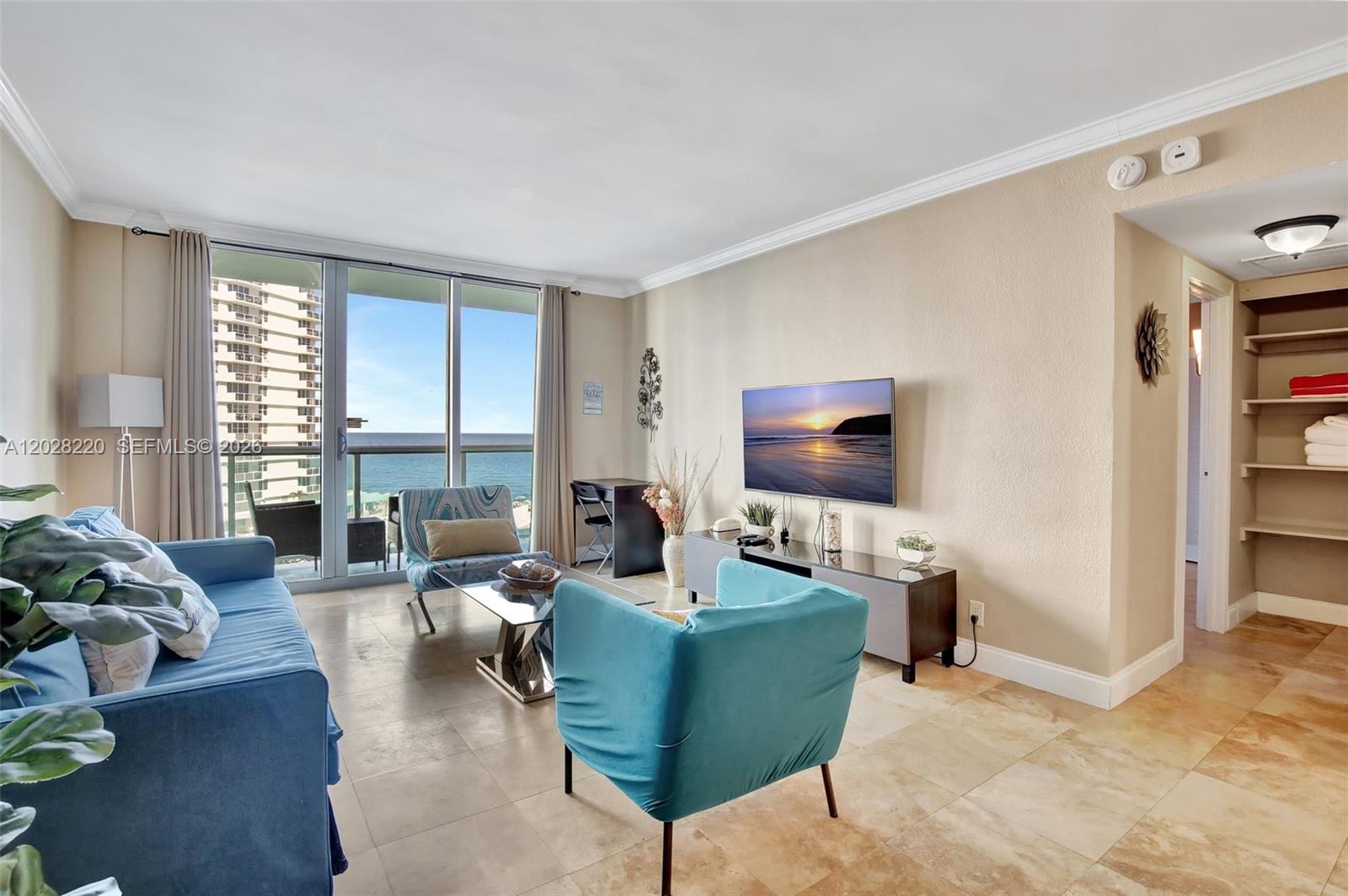 TIDES ON HOLLYWOOD BEACH - Residential