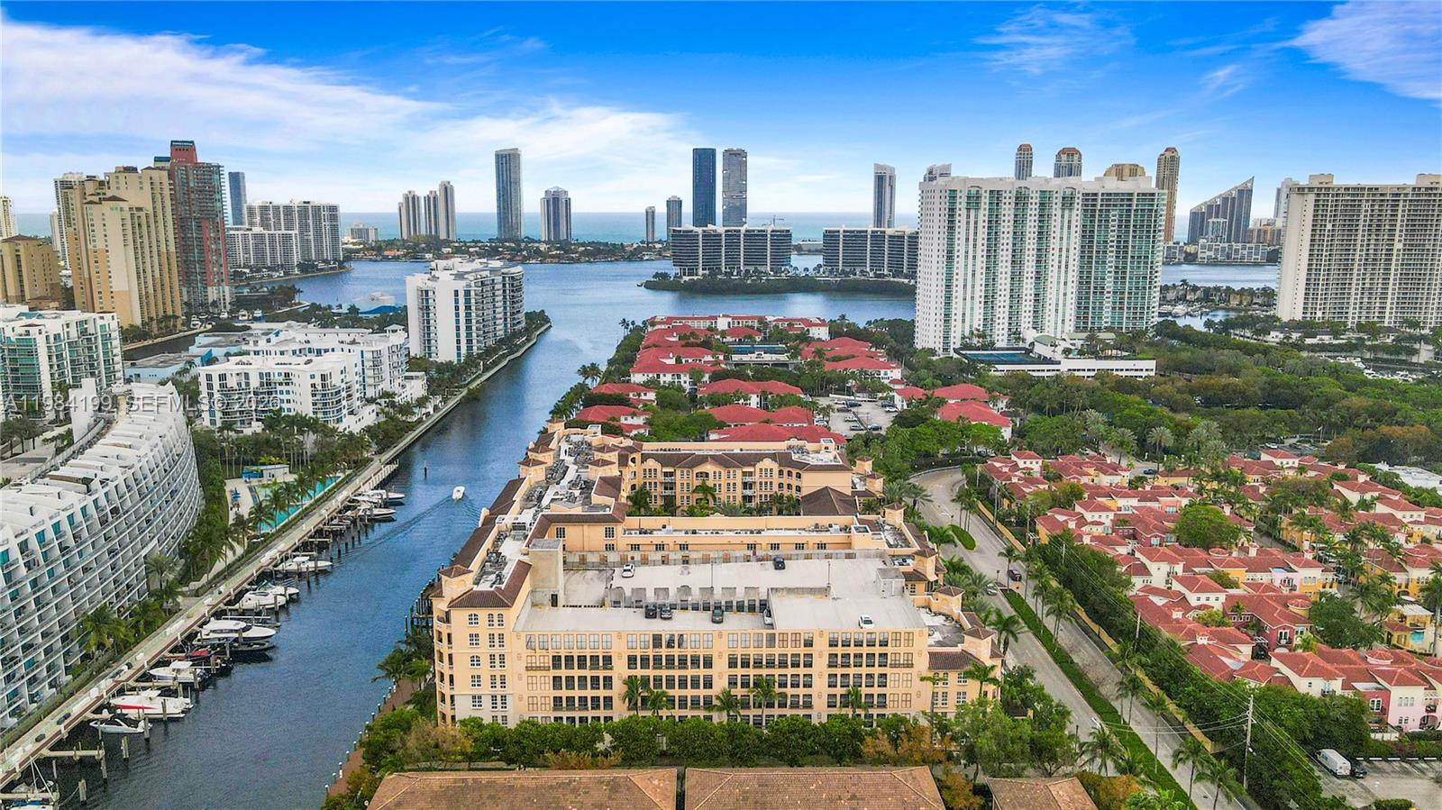 ALAQUA - Residential