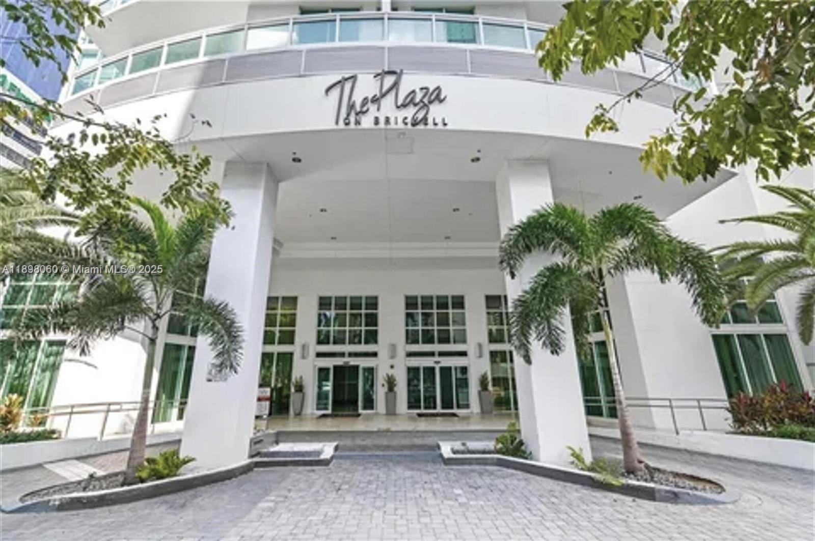 THE PLAZA 901 BRICKELL CO - Residential Lease