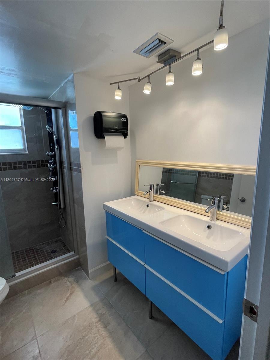 JADE WINDS GROUP BAMBOO G - Residential