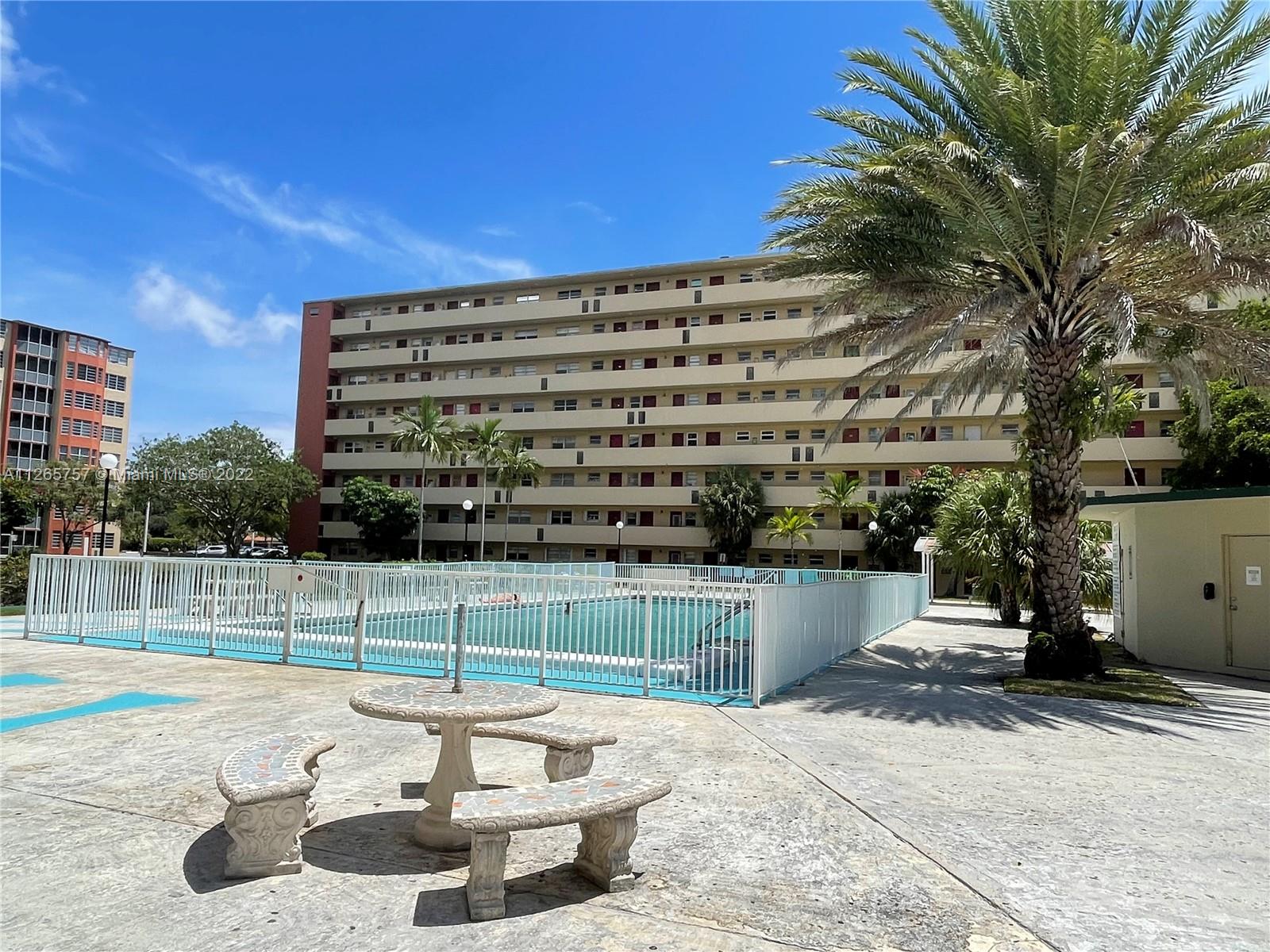 JADE WINDS GROUP BAMBOO G - Residential