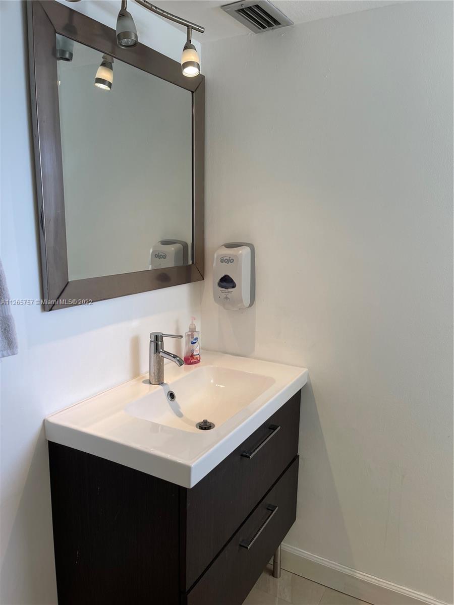 JADE WINDS GROUP BAMBOO G - Residential