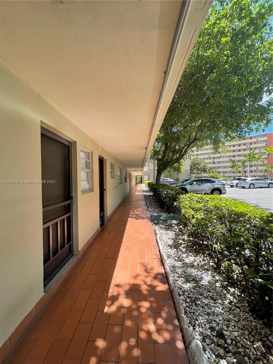 JADE WINDS GROUP BAMBOO G - Residential
