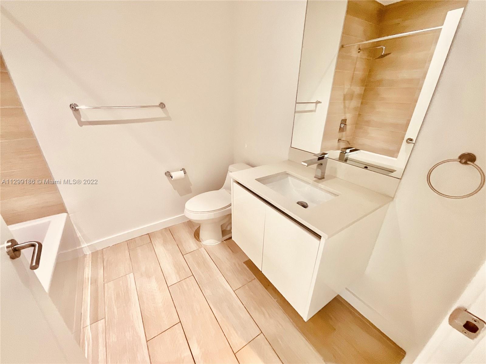 LE PARC AT BRICKELL CONDO - Residential Lease