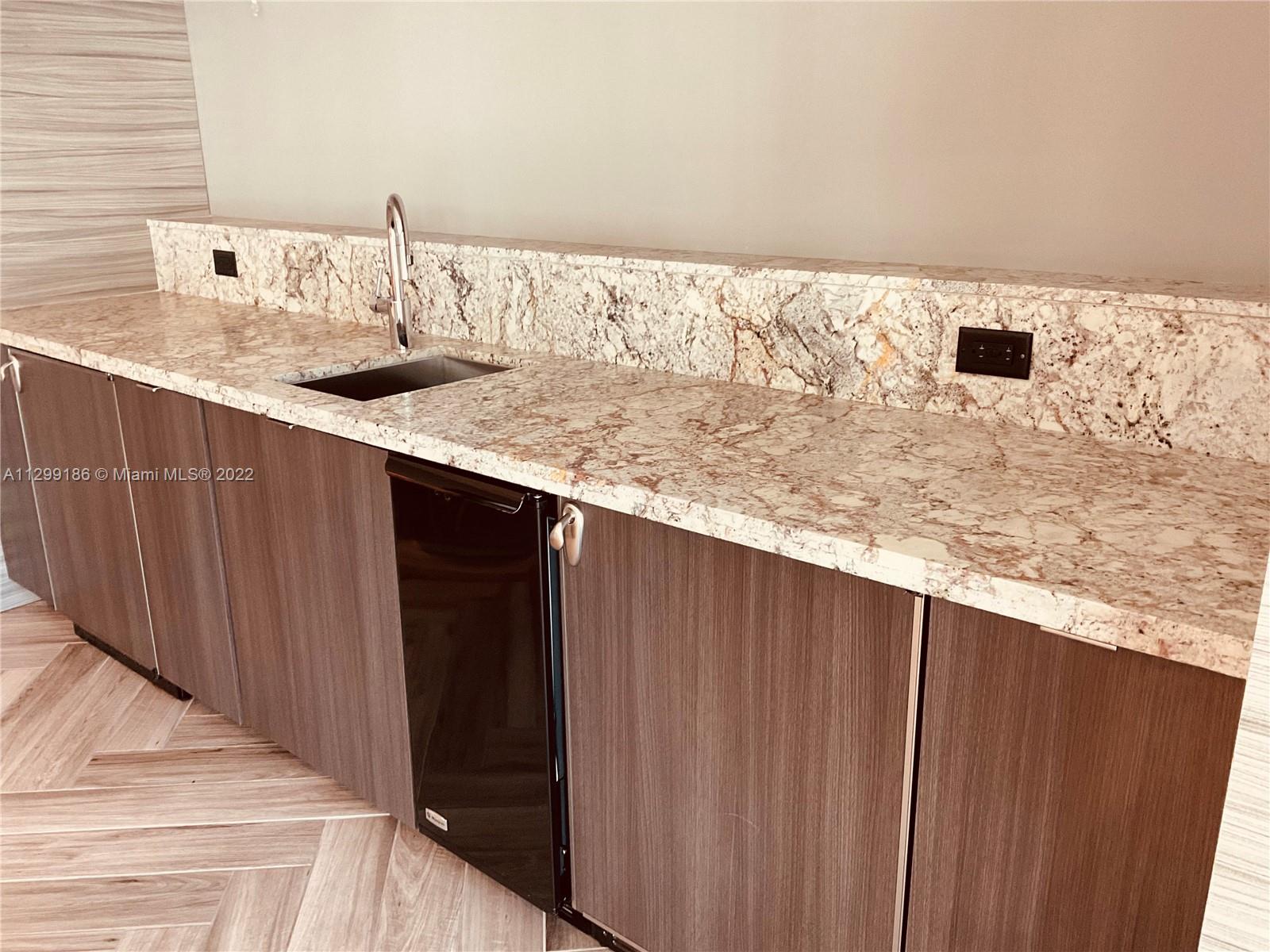 LE PARC AT BRICKELL CONDO - Residential Lease