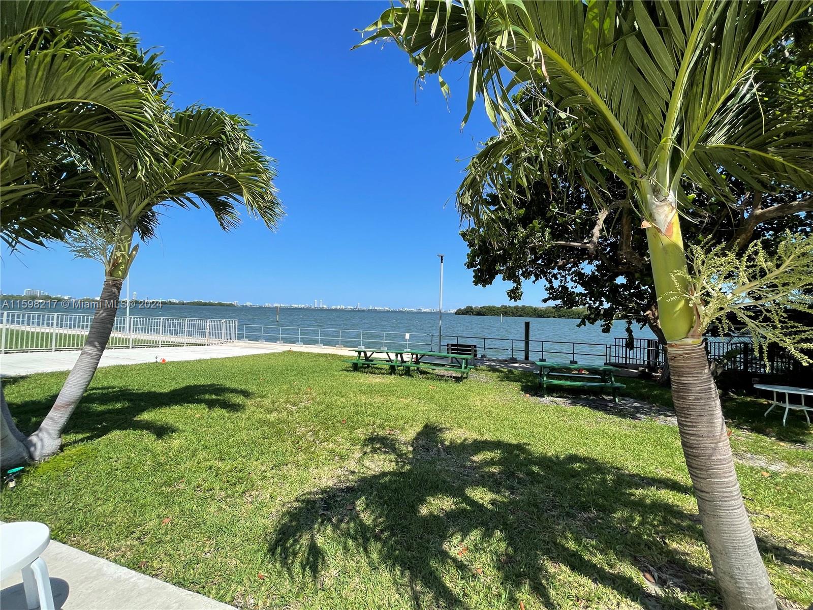 CLIPPER CONDO NO 1 - Residential