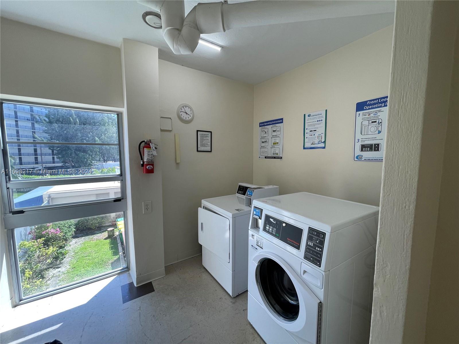 CLIPPER CONDO NO 1 - Residential