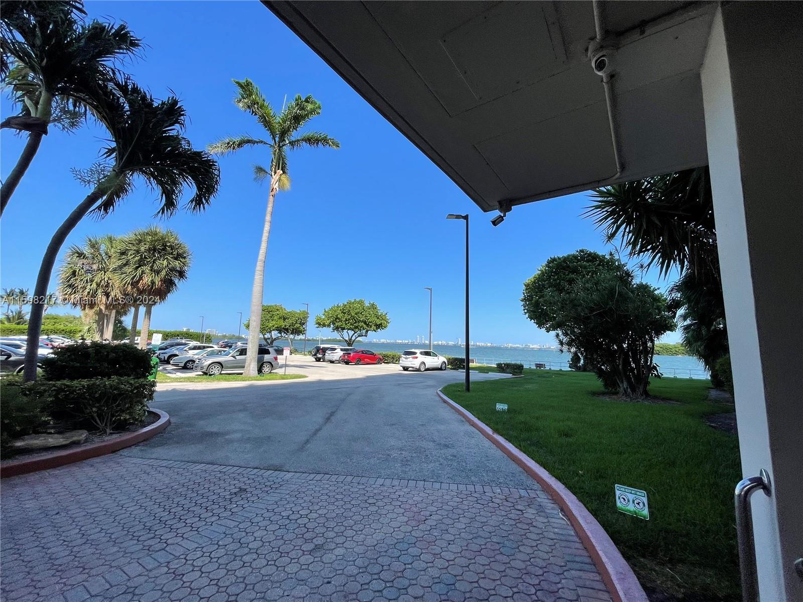 CLIPPER CONDO NO 1 - Residential