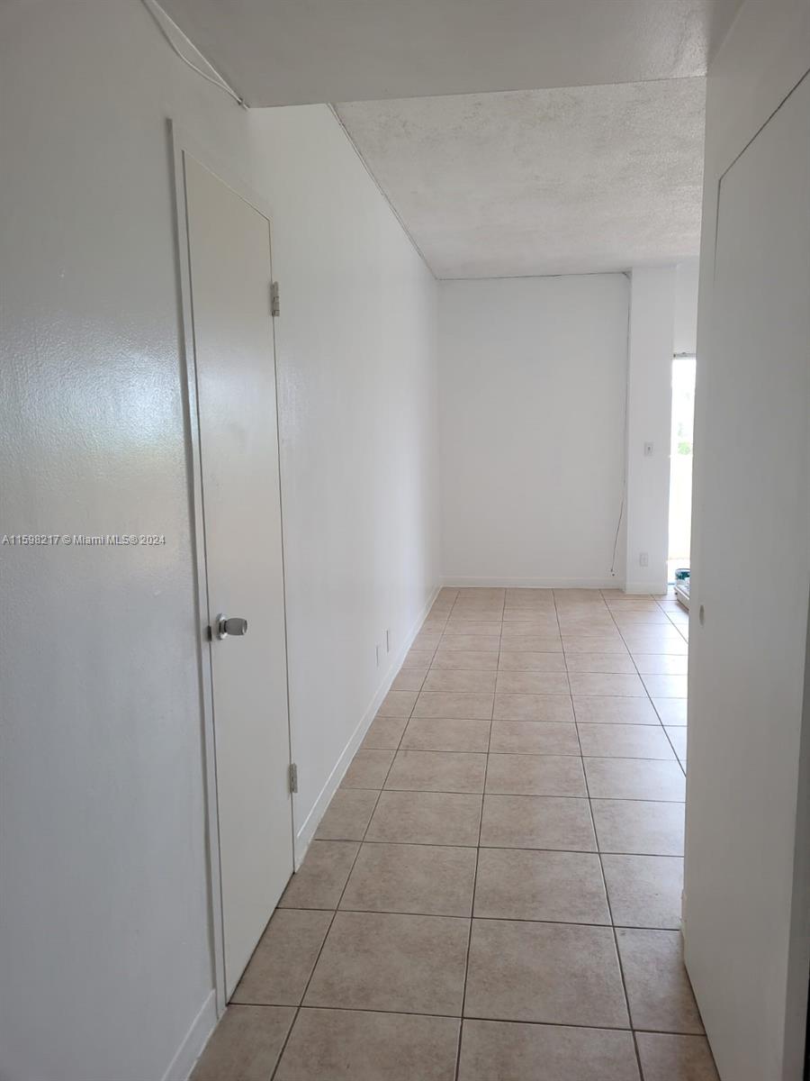 CLIPPER CONDO NO 1 - Residential